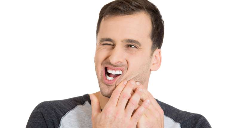 A patient with a toothache in Tampa Florida